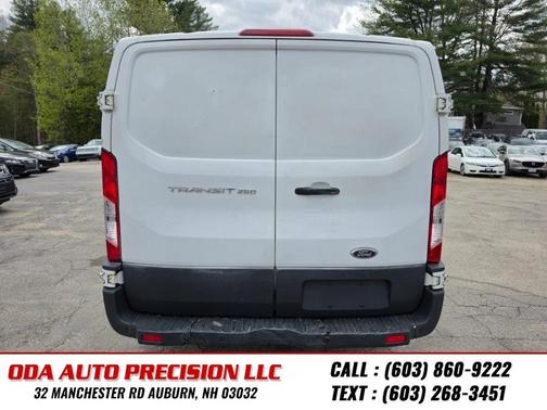 Oxford White 2015 Ford Transit-250 Base