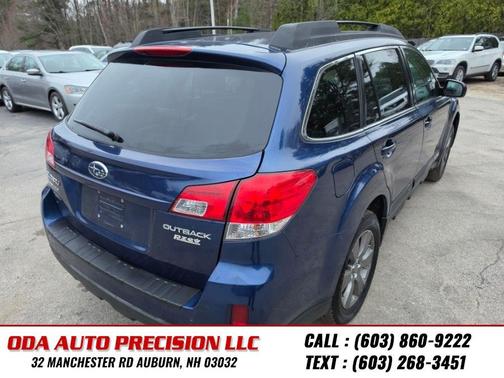 blue 2010 Subaru Outback 2.5 i Premium
