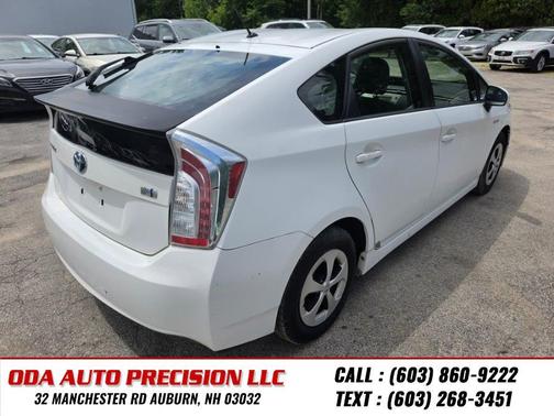 Super White 2012 Toyota Prius Two