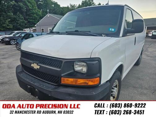 Summit White 2015 Chevrolet Express 2500 Work Van