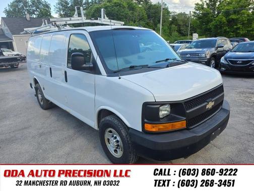 Summit White 2015 Chevrolet Express 2500 Work Van