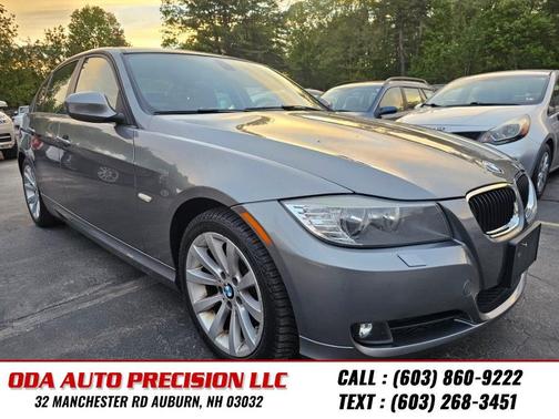 grey 2011 BMW 328 xDrive