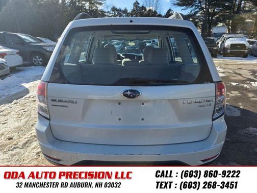 White 2011 Subaru Forester 2.5 X