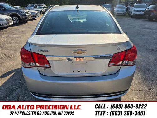 grey 2014 Chevrolet Cruze 1LT
