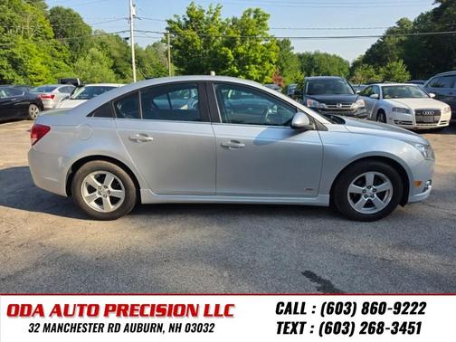 grey 2014 Chevrolet Cruze 1LT
