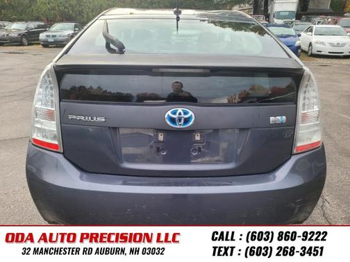 2010 Toyota Prius III