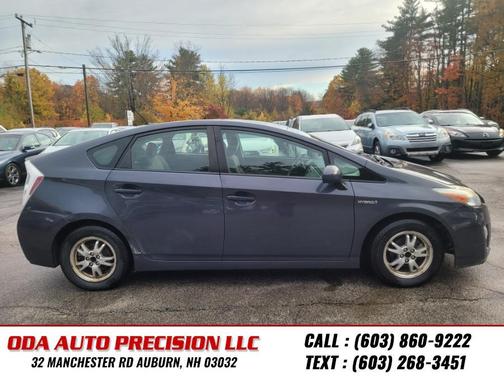 2010 Toyota Prius III