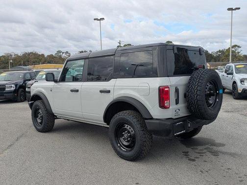 Avalanche Gray 2026 Ford Bronco Big Bend