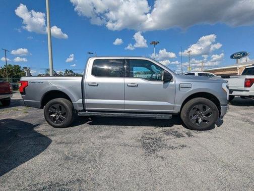 2022 Ford F-150 Lightning