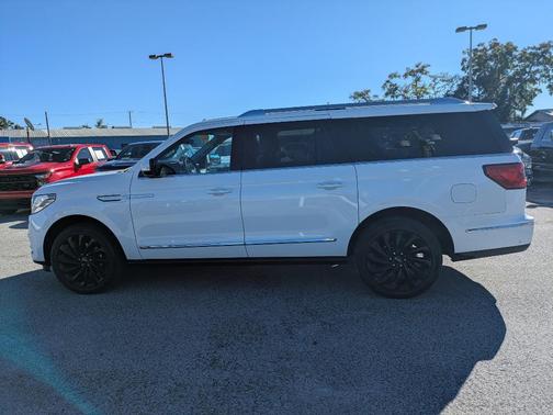 2021 Lincoln Navigator L Reserve