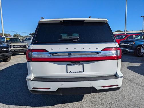 2021 Lincoln Navigator L Reserve