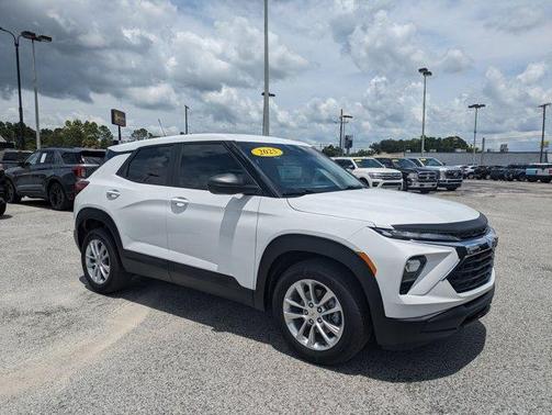 2025 Chevrolet Trailblazer LS