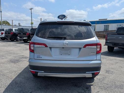 Silver 2020 Honda Pilot Touring 8-Passenger