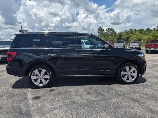 2024 Ford Expedition Platinum