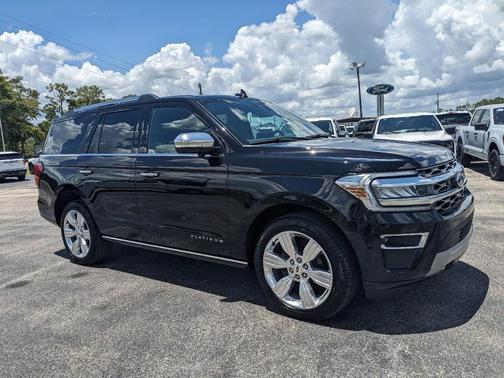 2024 Ford Expedition Platinum