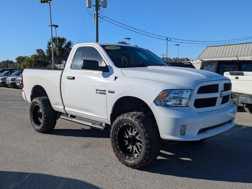 2018 RAM 1500 Express