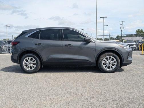 Carbonized Gray Metallic 2023 Ford Escape Active