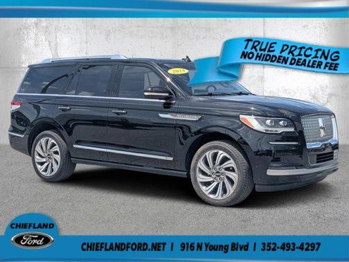 Black 2023 Lincoln Navigator Reserve
