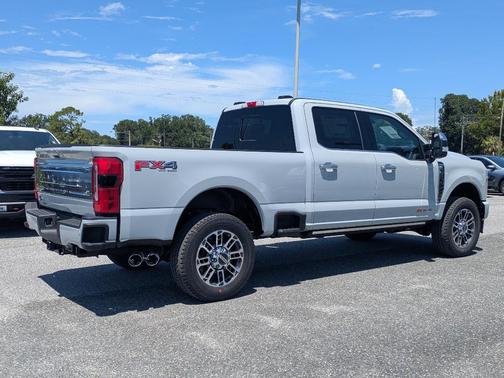 Avalanche 2026 Ford F-350 Platinum