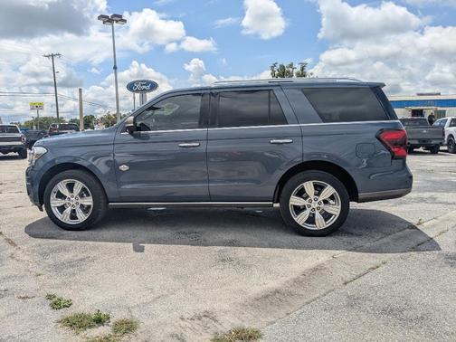 2022 Ford Expedition King Ranch