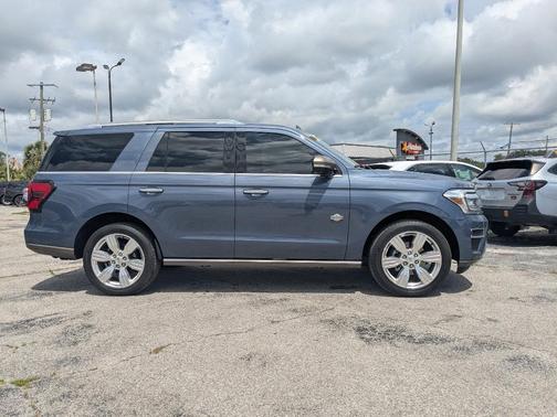 2022 Ford Expedition King Ranch