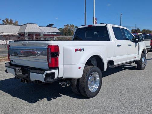 2026 Ford F-450 Platinum