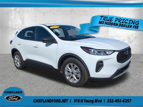 Oxford White 2023 Ford Escape Active
