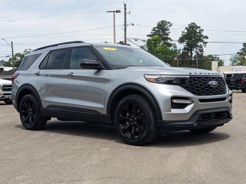 2023 Ford Explorer ST-Line