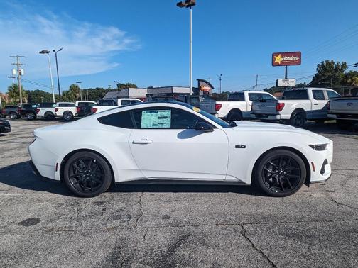 2025 Ford Mustang GT