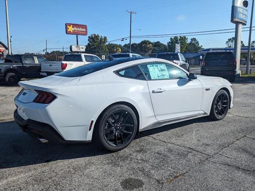 2025 Ford Mustang GT