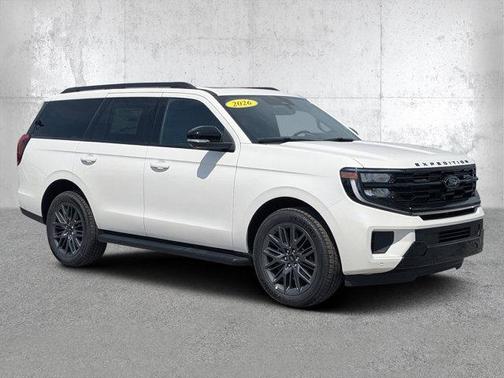 Star White 2026 Ford Expedition Platinum