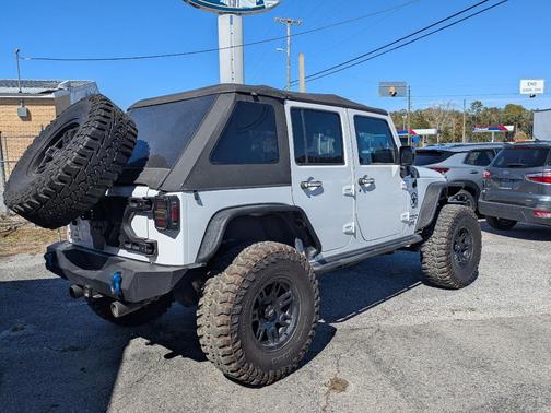 2015 Jeep Wrangler Unlimited Altitude
