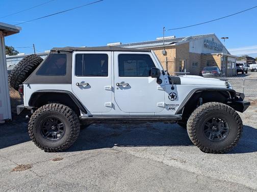 2015 Jeep Wrangler Unlimited Altitude