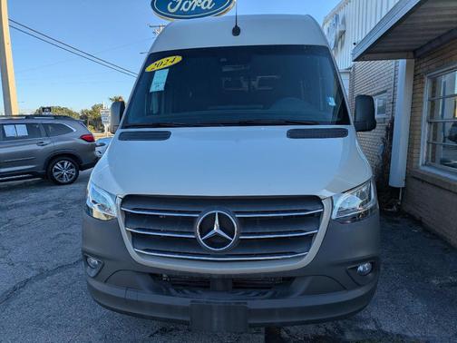 2024 Mercedes-Benz Sprinter 3500 High Roof