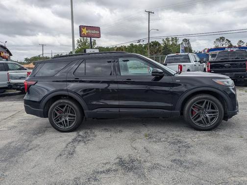 Black 2025 Ford Explorer ST-Line
