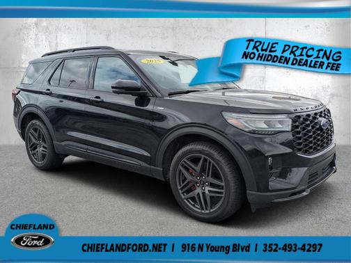 Black 2025 Ford Explorer ST-Line
