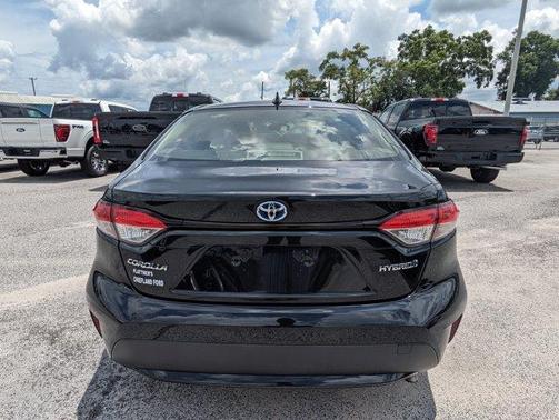 2020 Toyota Corolla Hybrid LE