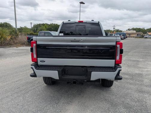Avalanche 2026 Ford F-250 Platinum