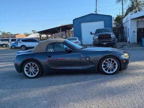 2005 BMW Z4 2.5i Roadster