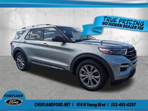 Iconic Silver Metallic 2020 Ford Explorer XLT