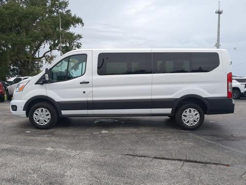 2022 Ford Transit-350 