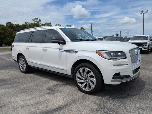 2024 Lincoln Navigator L Reserve