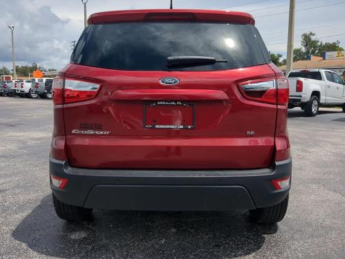 Ruby Red Metallic Tinted Clearcoat 2021 Ford EcoSport SE