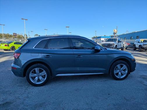 2018 Audi Q5 2.0T Premium Plus