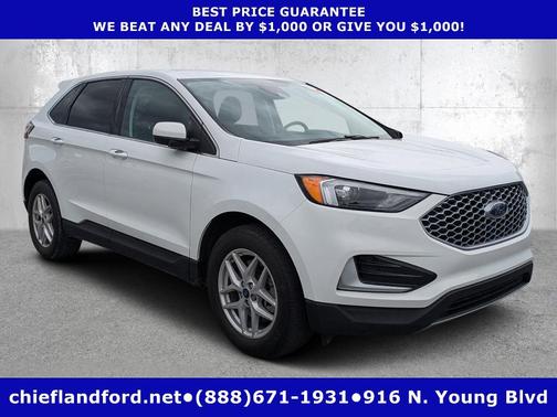 White 2023 Ford Edge SEL