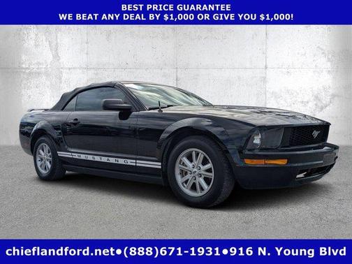 2005 Ford Mustang Deluxe