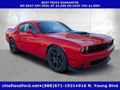 2016 Dodge Challenger 392 Hemi Scat Pack Shaker