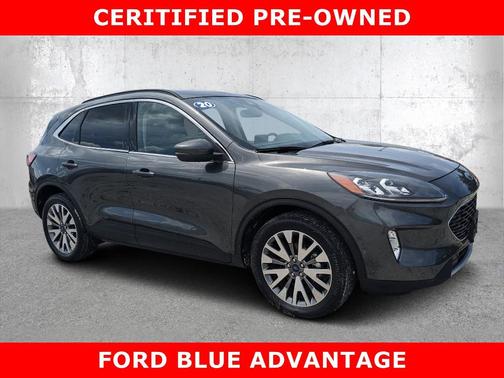 2020 Ford Escape Titanium