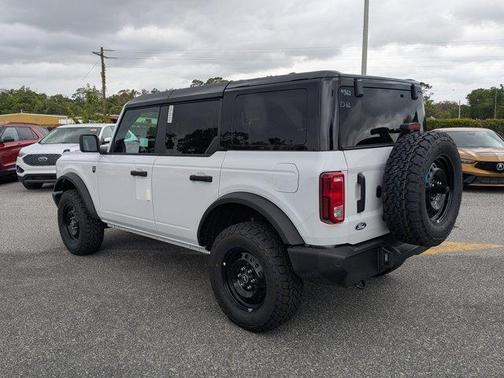 Oxford White 2026 Ford Bronco Big Bend