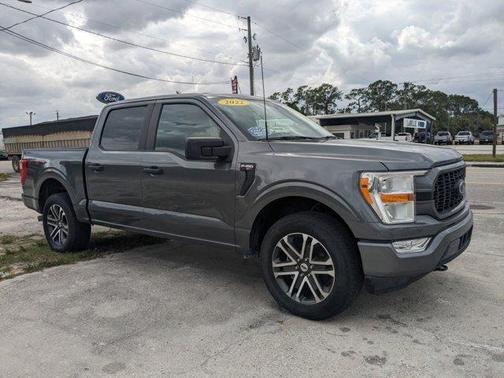 2022 Ford F-150 SXT